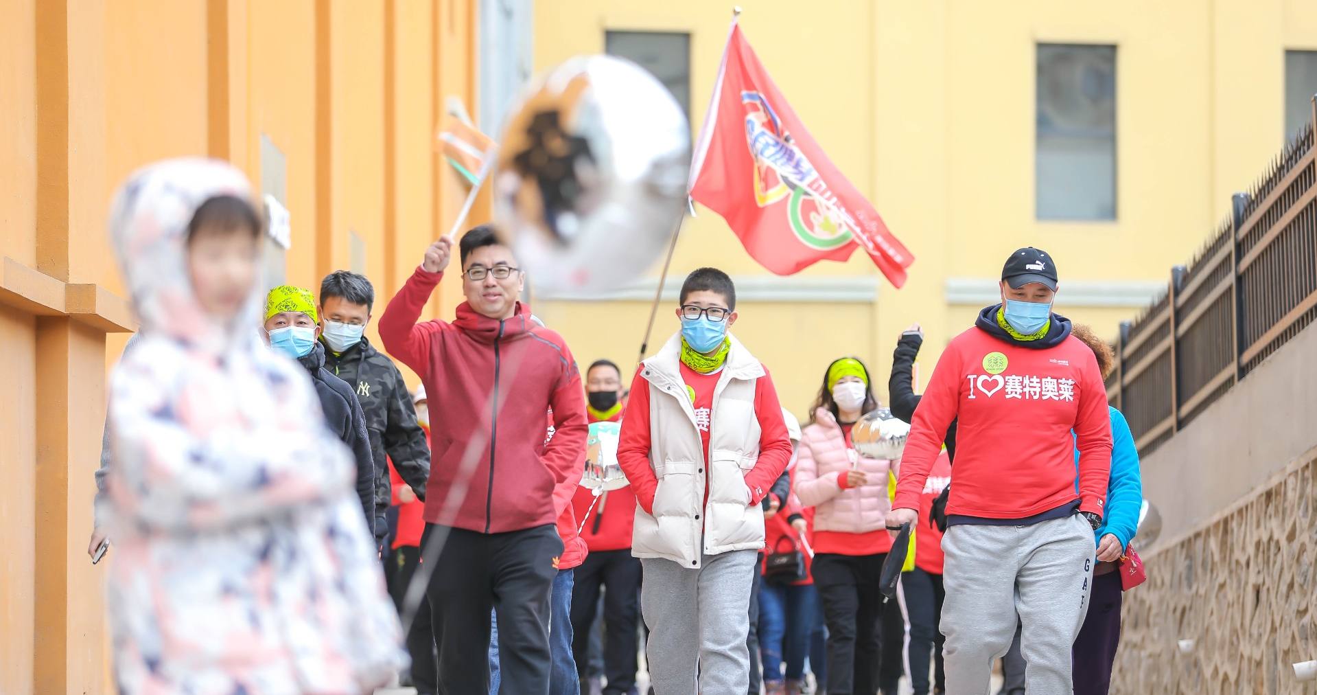 尊龙凯时奥莱·棋盘山小镇